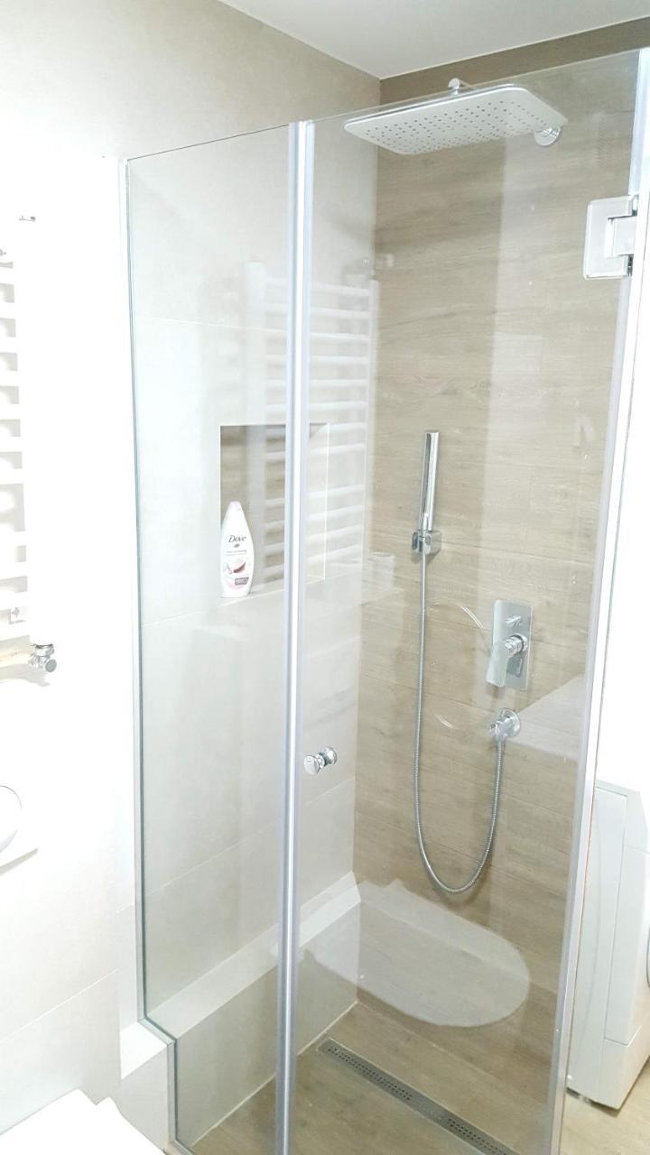 Arena Relax Apartman Βελιγράδι Εξωτερικό φωτογραφία